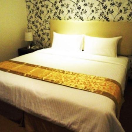8 Days Boutique Hotel @ Mount Austin Jb Johor Bahru Buitenkant foto